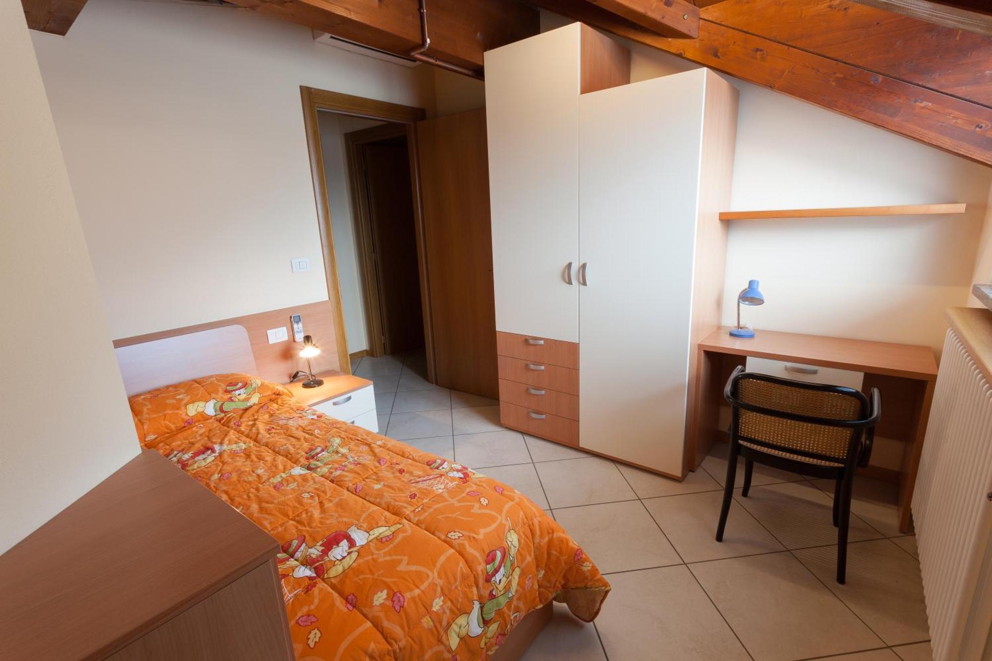 Residenza Il Castello Apartment Сондрио Стая снимка