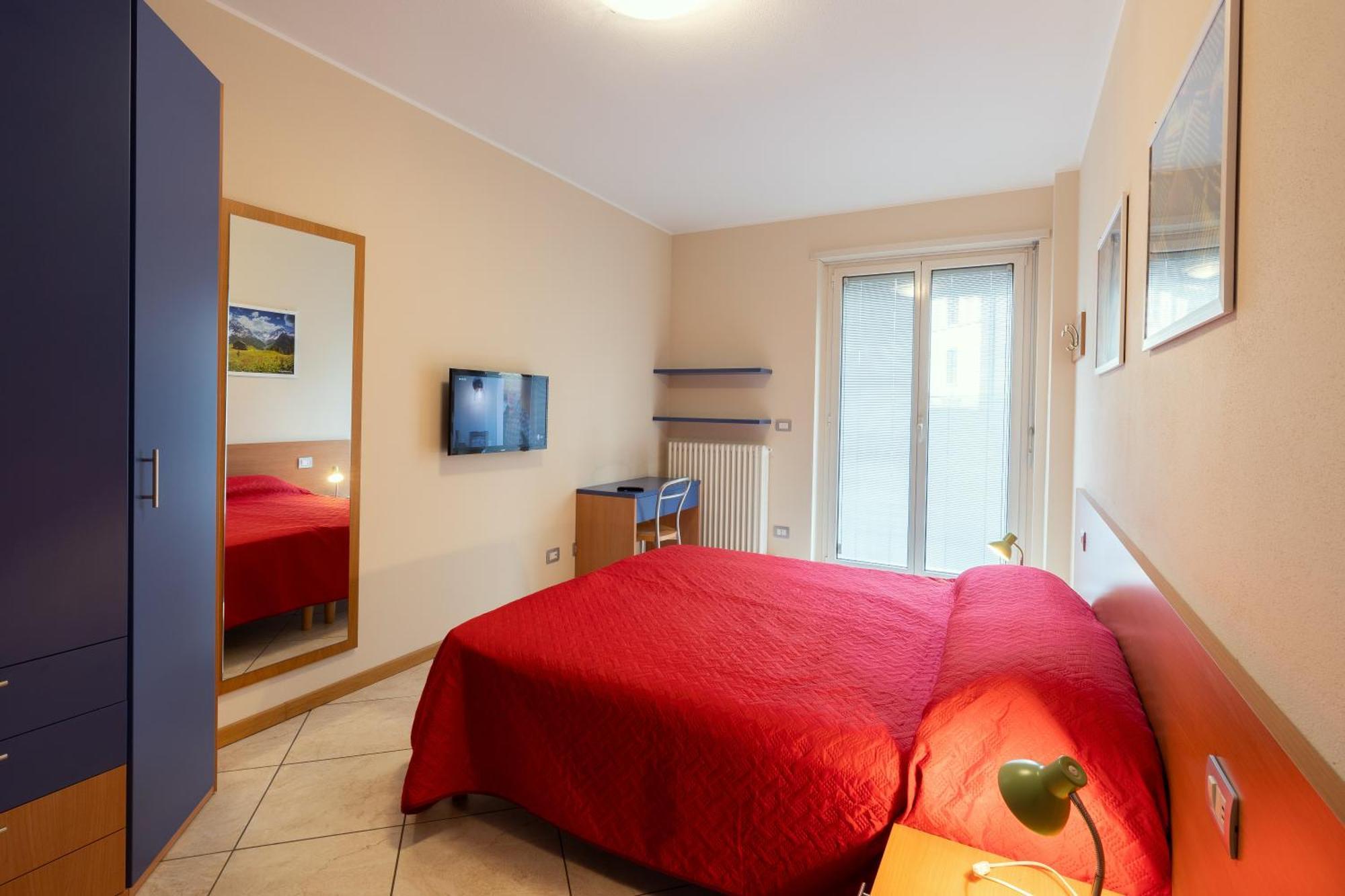 Residenza Il Castello Apartment Сондрио Стая снимка