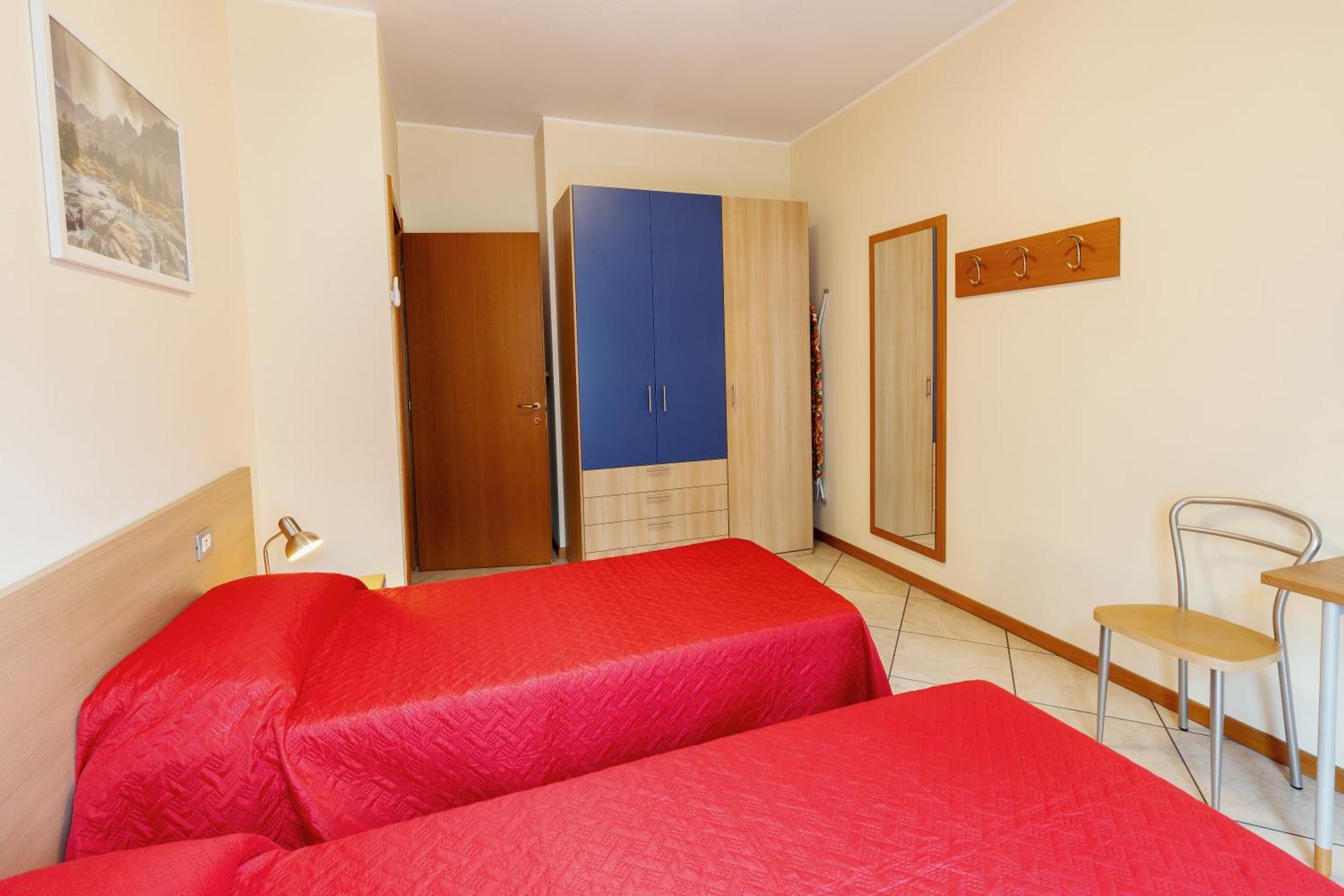 Residenza Il Castello Apartment Сондрио Стая снимка