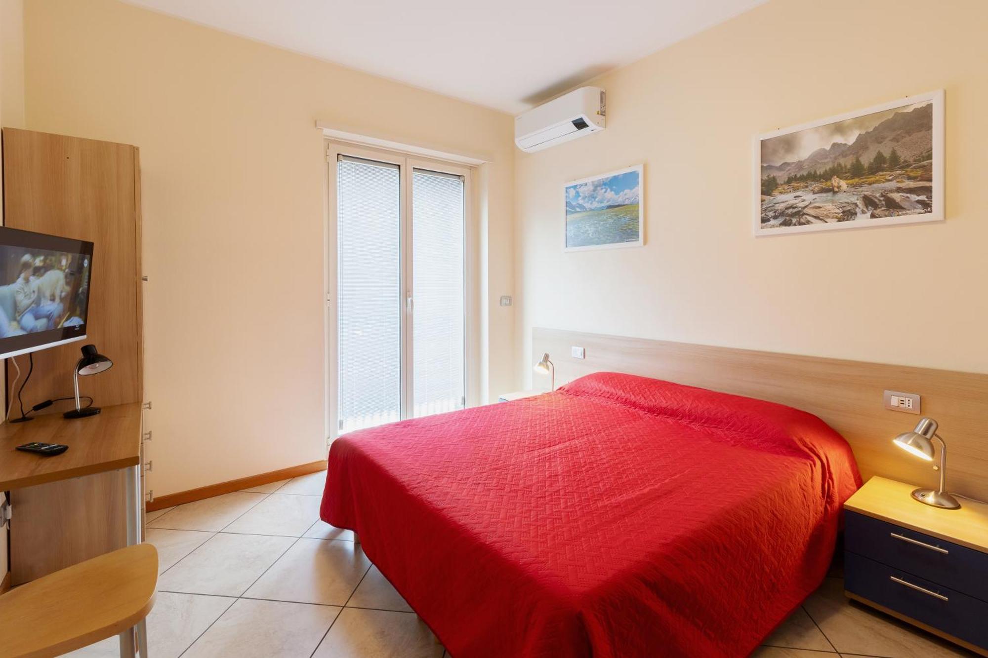 Residenza Il Castello Apartment Сондрио Стая снимка