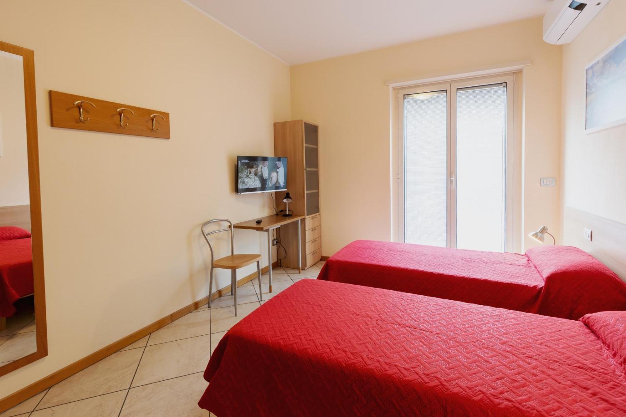 Residenza Il Castello Apartment Сондрио Стая снимка