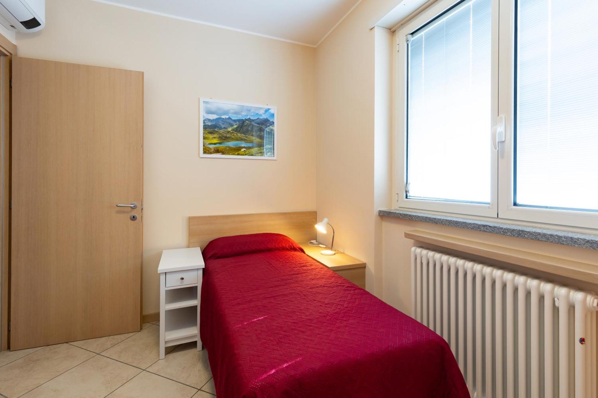 Residenza Il Castello Apartment Сондрио Екстериор снимка