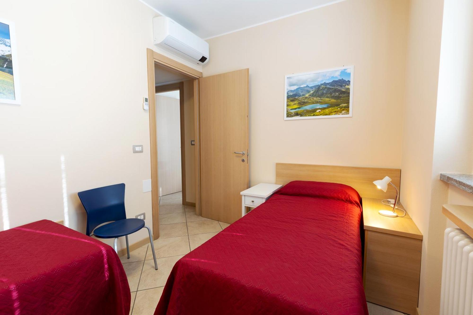 Residenza Il Castello Apartment Сондрио Екстериор снимка