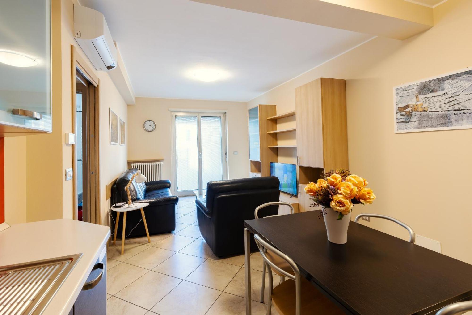 Residenza Il Castello Apartment Сондрио Екстериор снимка